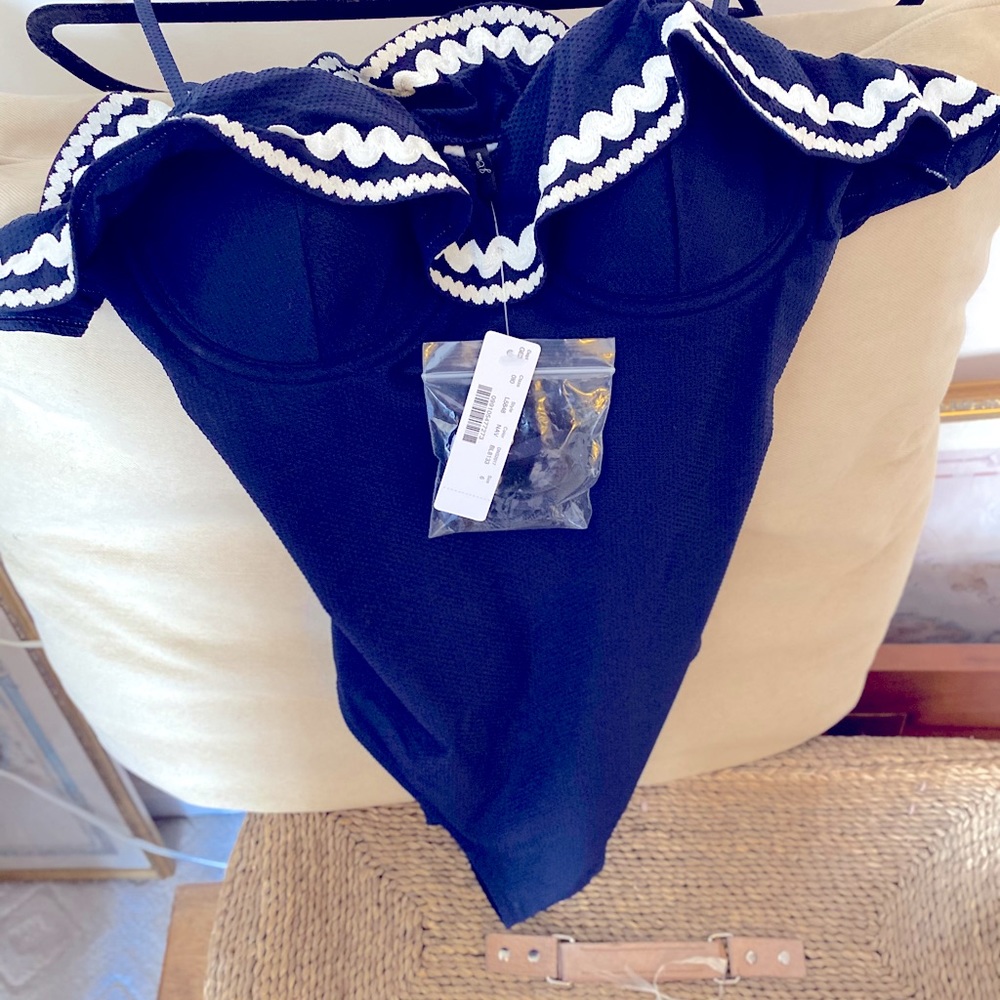 J Crew Regular 6, Swimw